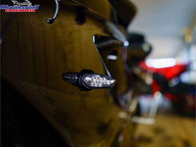 triumph - daytona-675