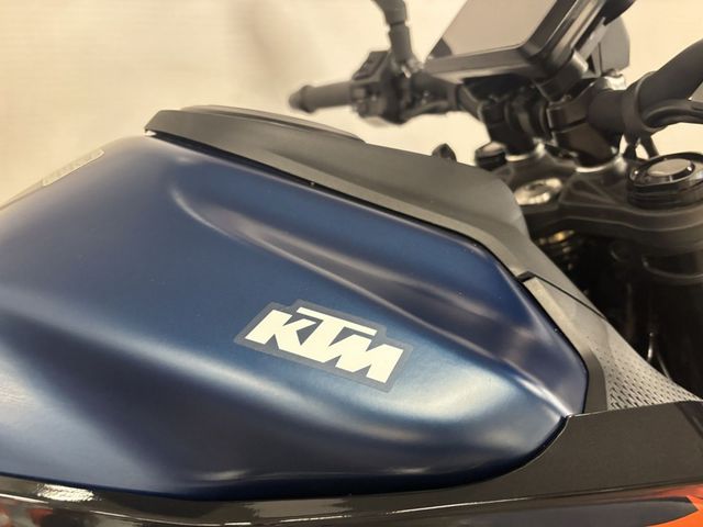 ktm - 125-duke