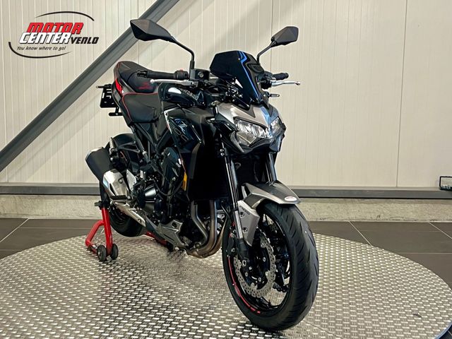 kawasaki - z900