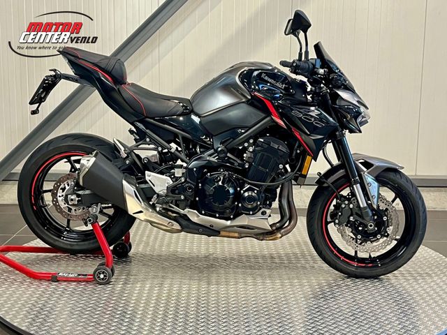 kawasaki - z900
