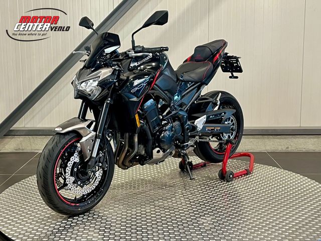 kawasaki - z900