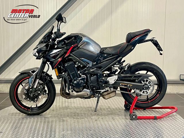kawasaki - z900