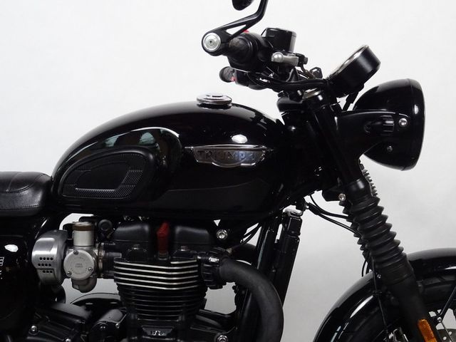 triumph - bonneville-t-120-black