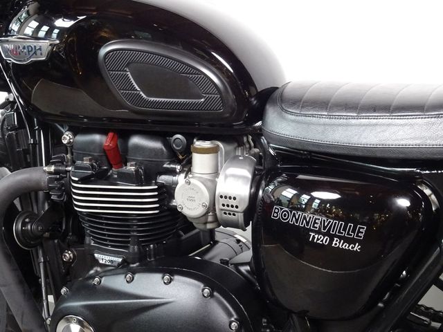 triumph - bonneville-t-120-black