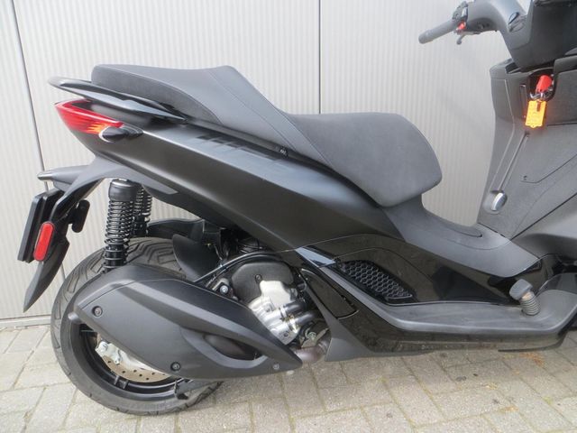 piaggio - mp3-300-hpe