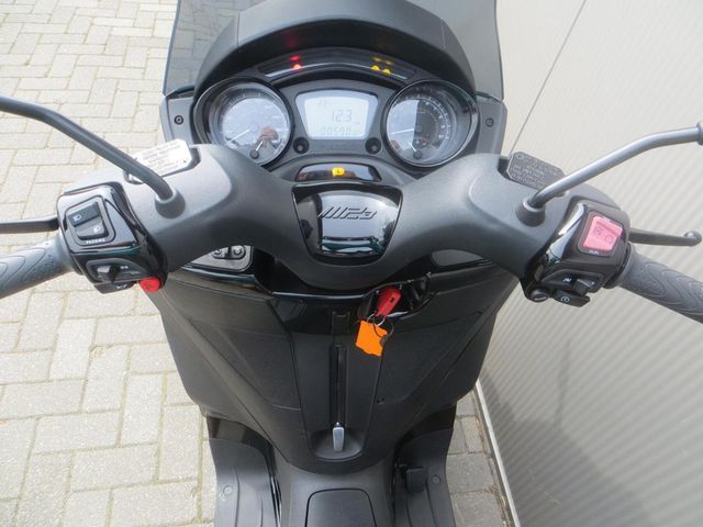 piaggio - mp3-300-hpe