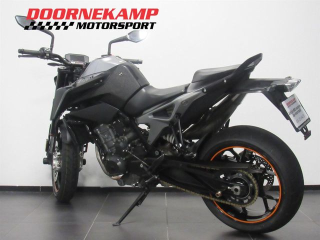 ktm - 790-duke