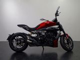 DUCATI DIAVEL V4
