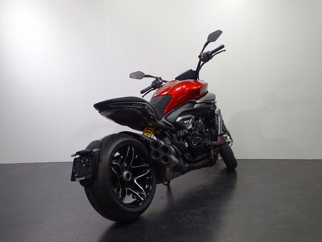 ducati - diavel-v4