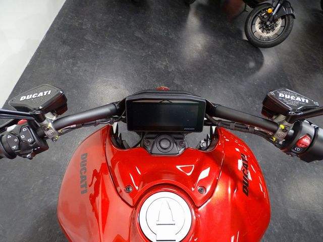 ducati - diavel-v4