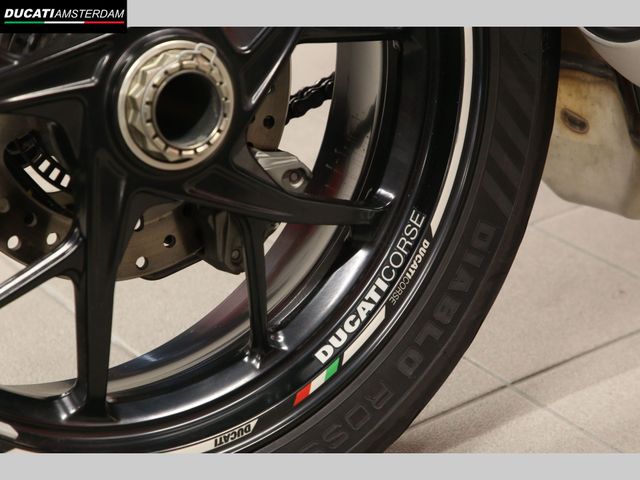 ducati - streetfighter-v2