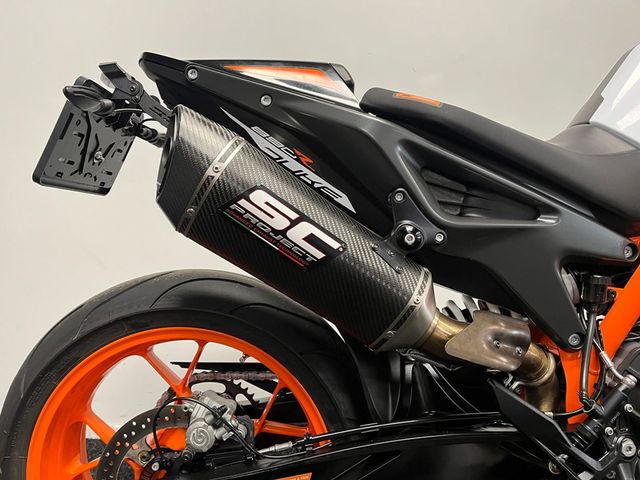 ktm - 890-duke-r