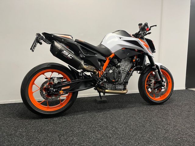 ktm - 890-duke-r