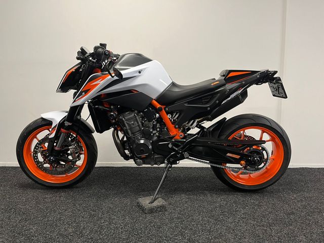 ktm - 890-duke-r