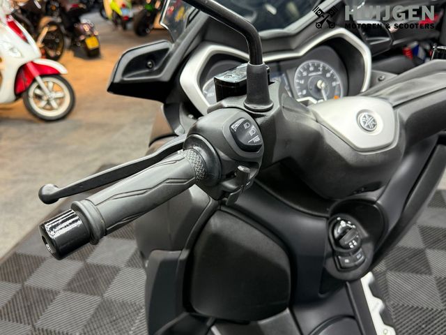 yamaha - x-max-300-abs