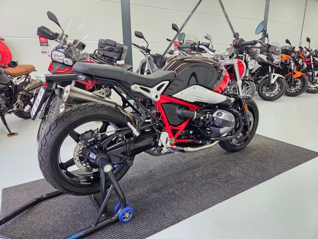 bmw - r-nine-t-scrambler