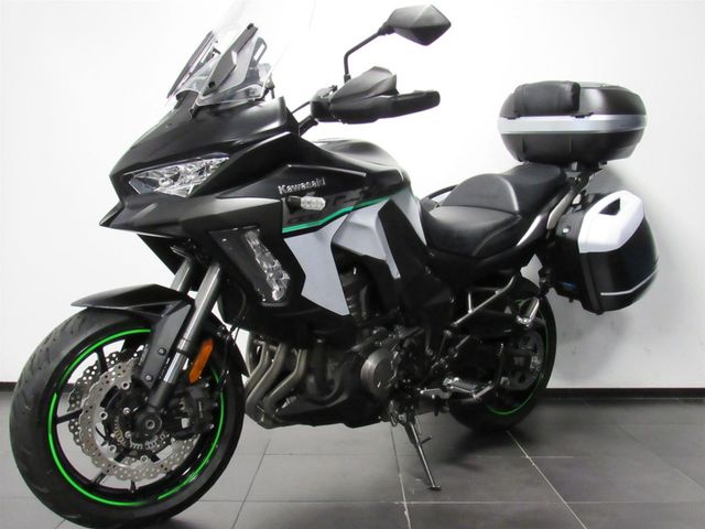 kawasaki - versys-1000-se-grand-tourer