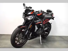 Triumph Speed Triple 765 R 2021 occasion – foto 4 van 25