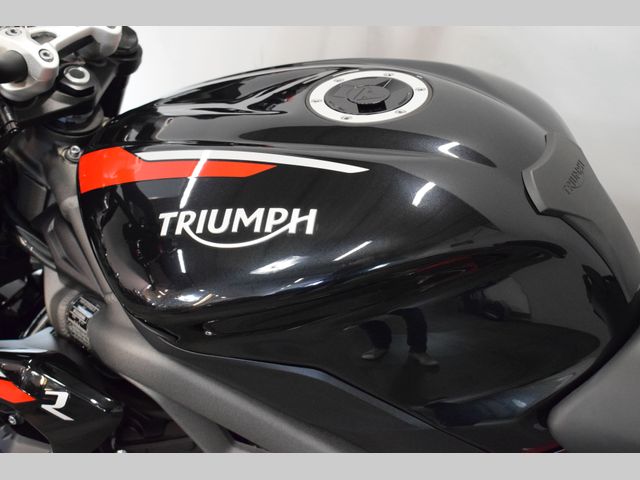 triumph - street-triple-765-r