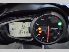 Triumph Speed Triple 765 R 2021 occasion – foto 8 van 25