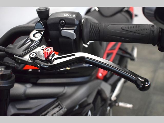 triumph - street-triple-765-r
