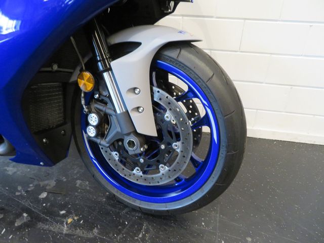 yamaha - yzf-r1