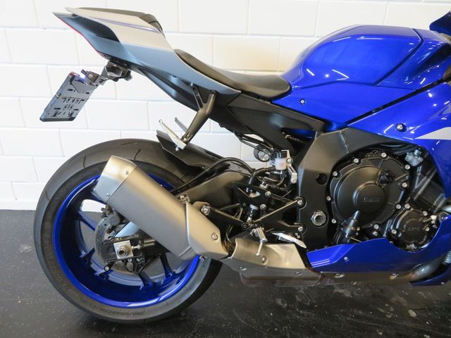 yamaha - yzf-r1