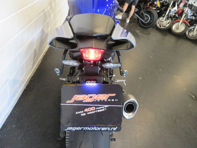 yamaha - yzf-r1