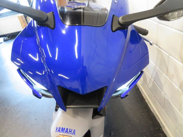 yamaha - yzf-r1