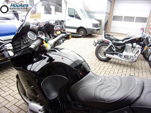 bmw - r-1100-rt