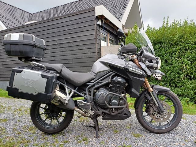 triumph - tiger-explorer