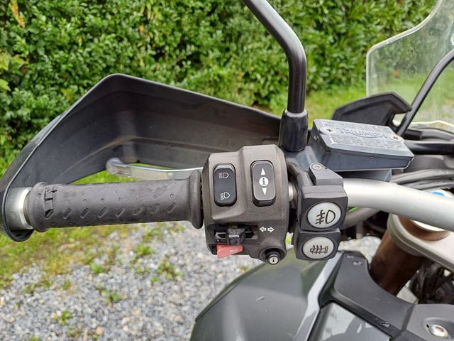 triumph - tiger-explorer