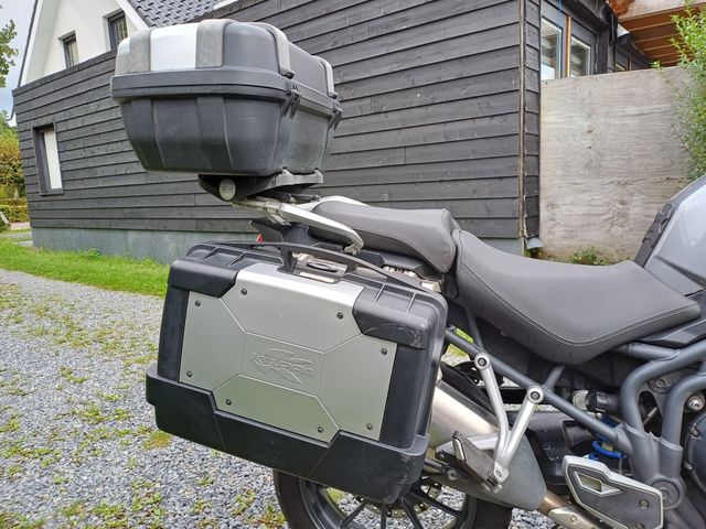 triumph - tiger-explorer