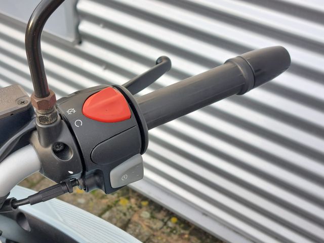 bmw - f-650-cs-scarver