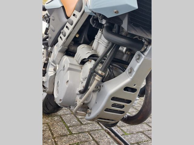 bmw - f-650-cs-scarver