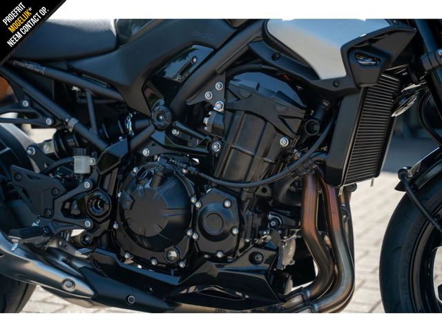 kawasaki - z900