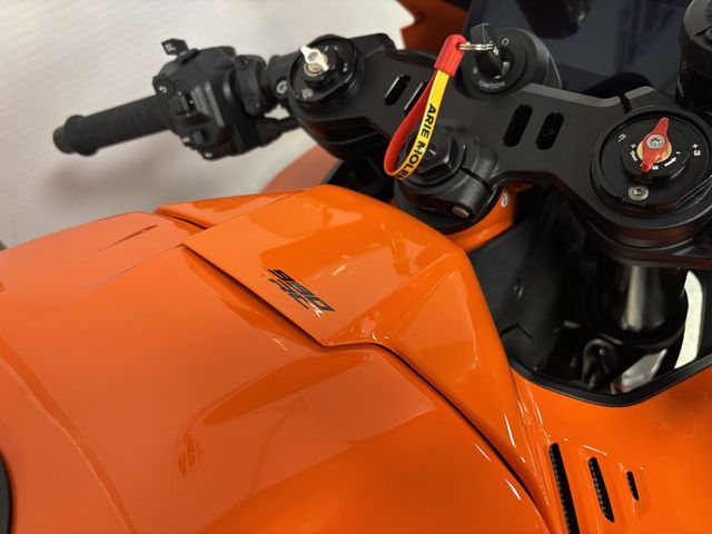 ktm - 990-rc-r