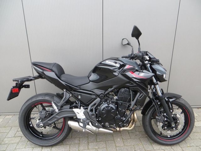 kawasaki - z650