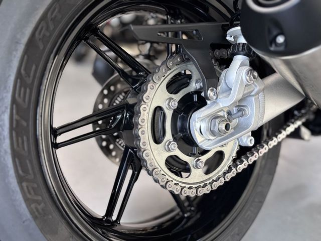 triumph - speed-twin-1200-rs