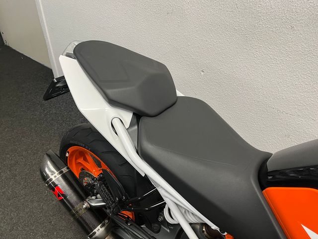 ktm - 390-duke
