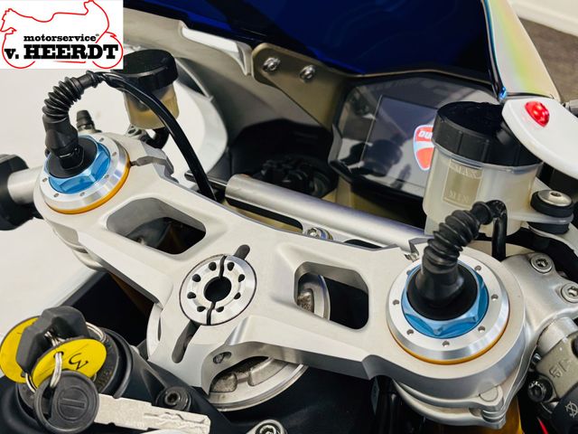 ducati - 1199-panigale-s