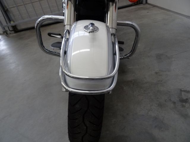 suzuki - intruder-c-800-classic