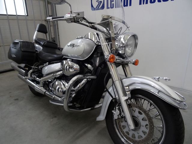 suzuki - intruder-c-800-classic