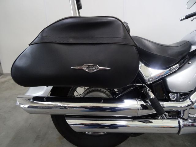 suzuki - intruder-c-800-classic