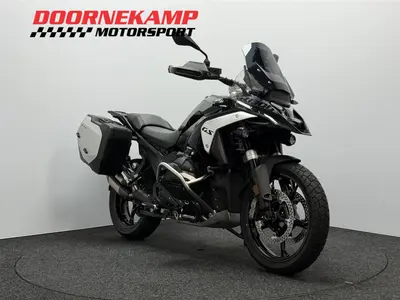 BMW R 1300 GS TRIPLE BLACK – foto 3