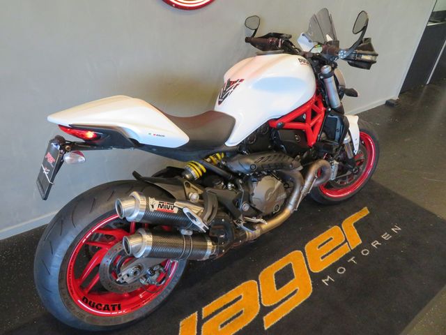 ducati - monster-821
