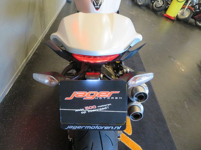 ducati - monster-821