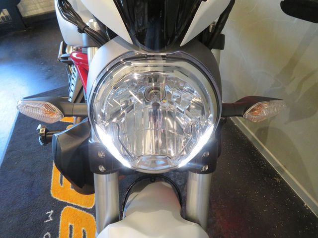 ducati - monster-821