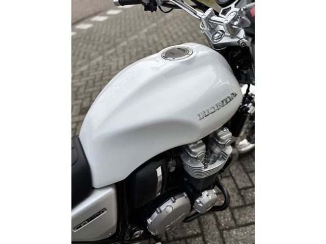 honda - cb-1100-ex-abs