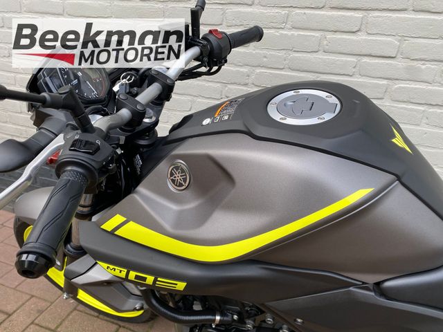 yamaha - mt-03